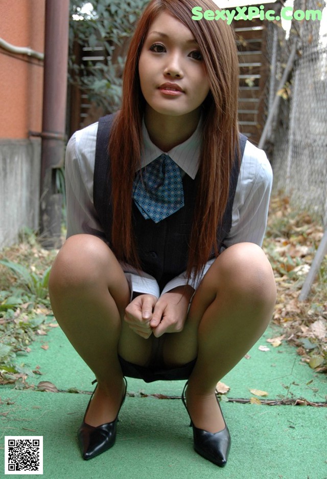 Rina Aiuchi - Nuda 1boy 3grls